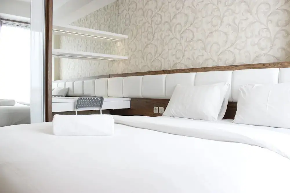 Бандунг: Deluxe & Cozy 2BR Apartment at Landmark Residence