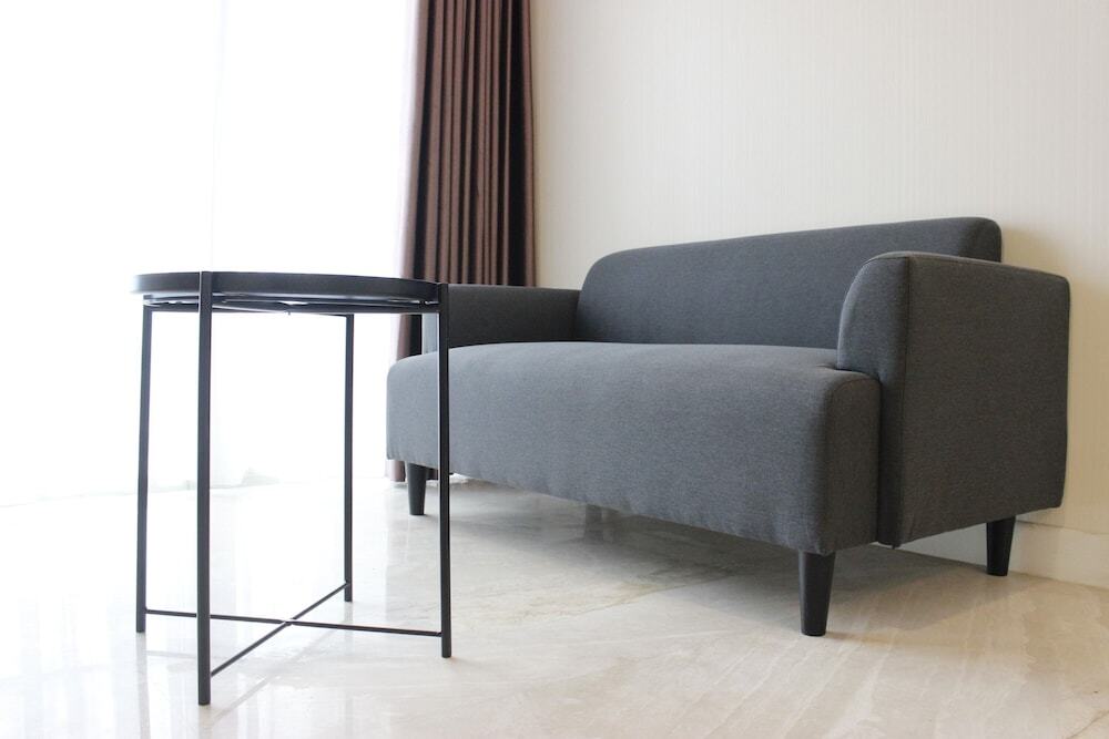 Бандунг: Deluxe & Cozy 2BR Apartment at Landmark Residence