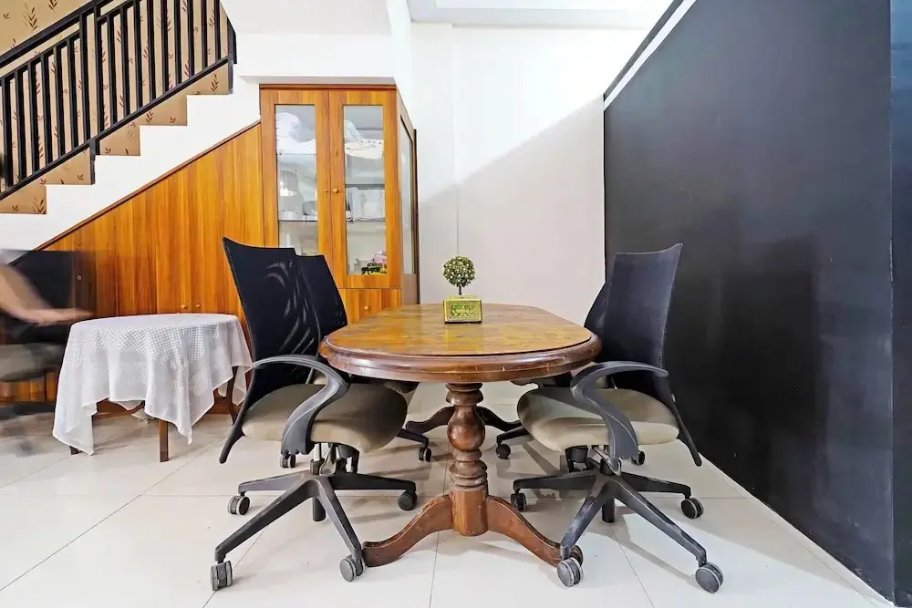 Бандунг: OYO 91322 Jawara Guest House Syariah