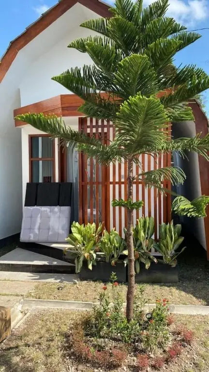 Jerowaru: Linobi Homestay