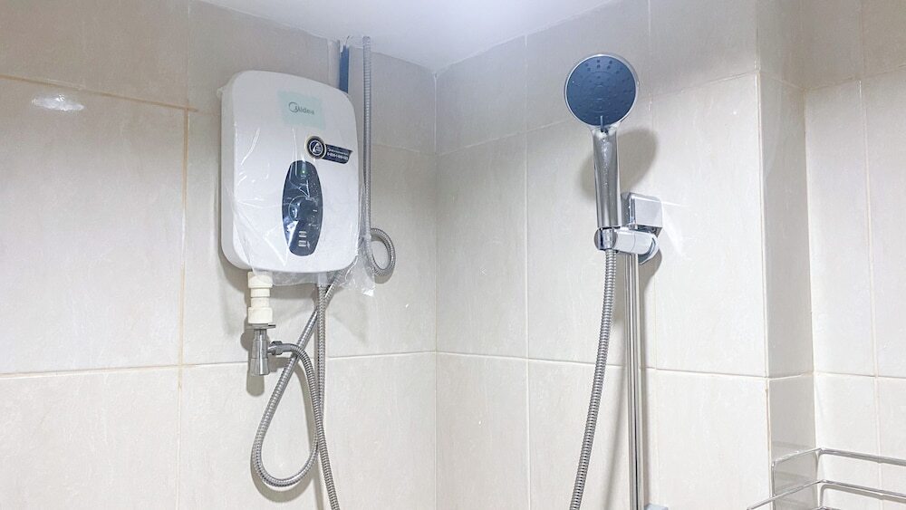 Чипутат: Good Deal And Homey 2Br Osaka Riverview Apartment Without Living Room