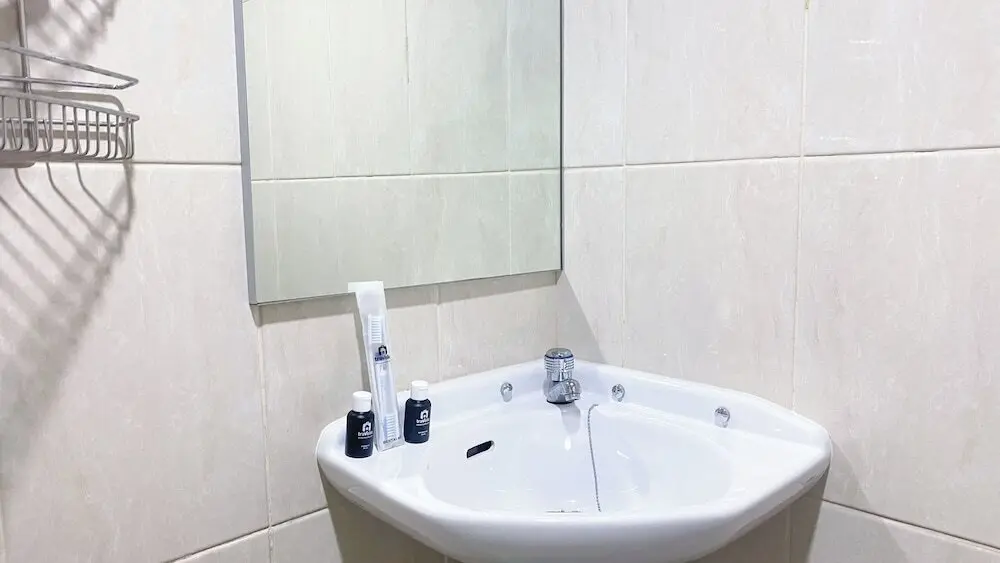 Чипутат: Good Deal And Homey 2Br Osaka Riverview Apartment Without Living Room