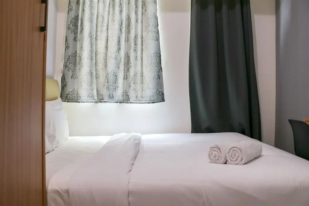 Чипутат: Minimalist Design Studio At Osaka Riverview Pik 2 Apartment