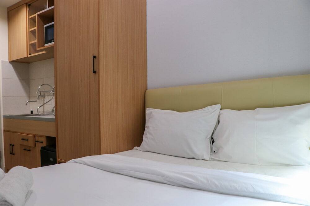 Чипутат: Minimalist Design Studio At Osaka Riverview Pik 2 Apartment