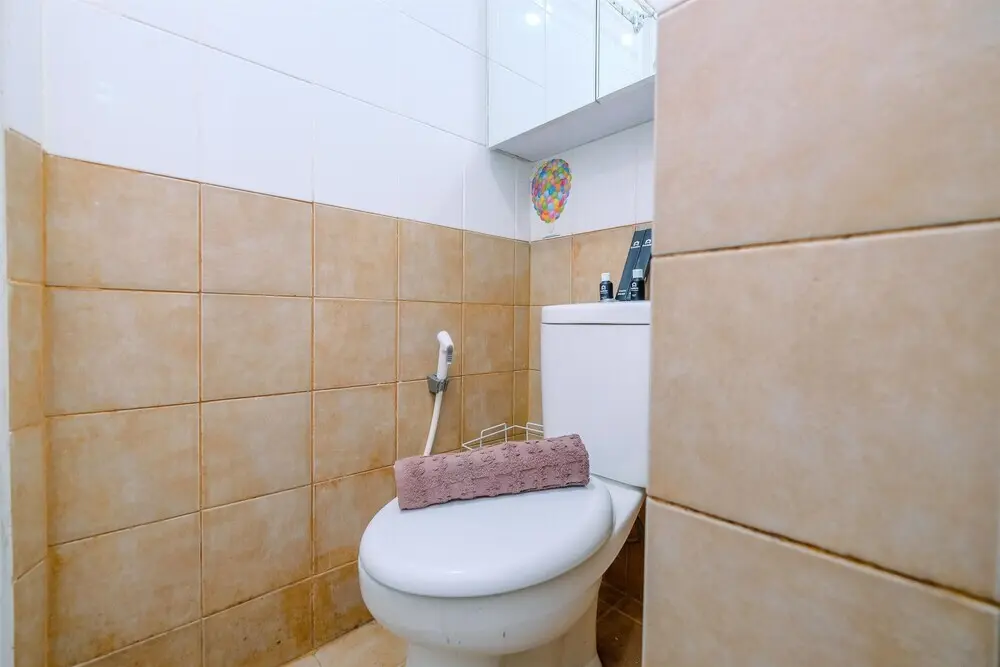 Джакарта: Comfort Designed 2Br At Green Pramuka City Apartment