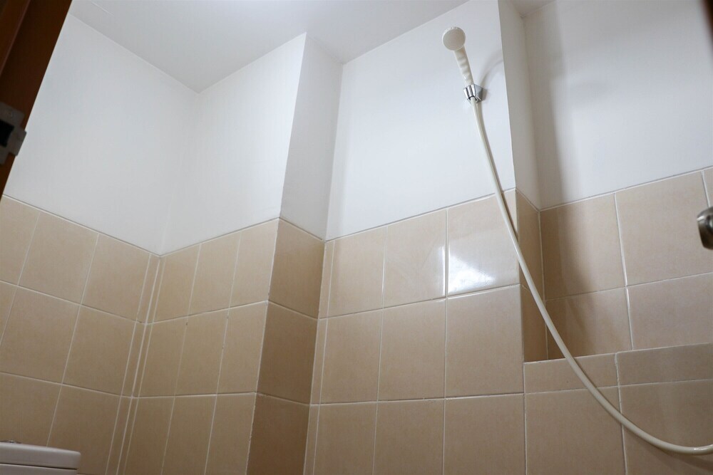 Южный Тангеранг: Fancy And Nice Studio At Loftvilles City Apartment