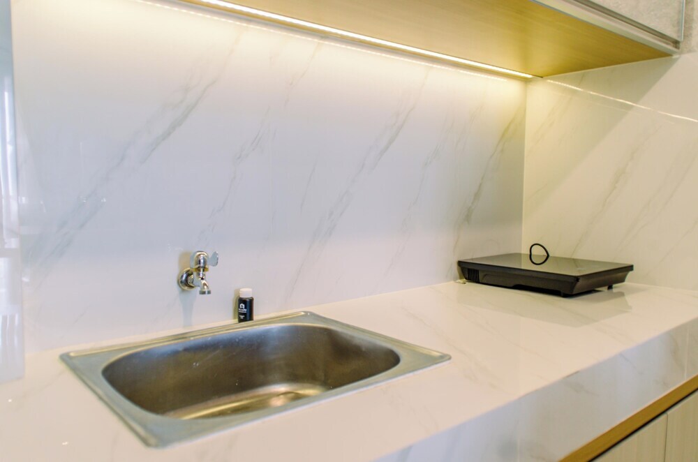 Южный Тангеранг: Comfort And Serene 2Br At Urban Heights Apartment
