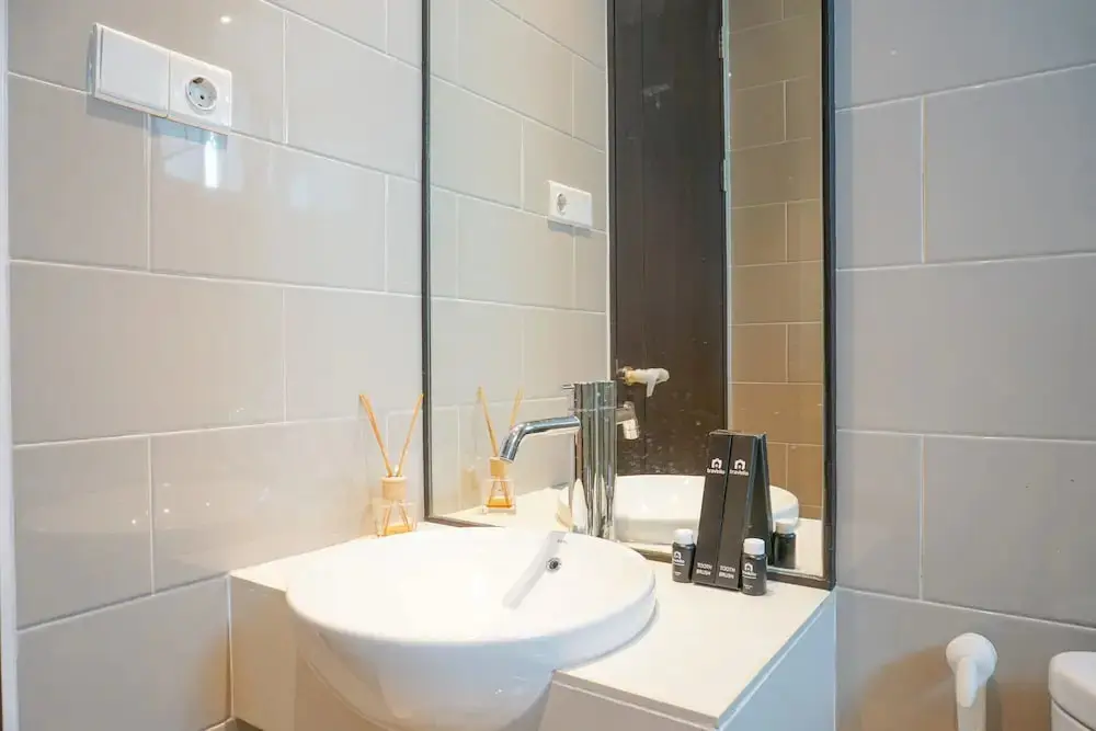 Джакарта: Elegant 2Br Citralake Suites Apartment