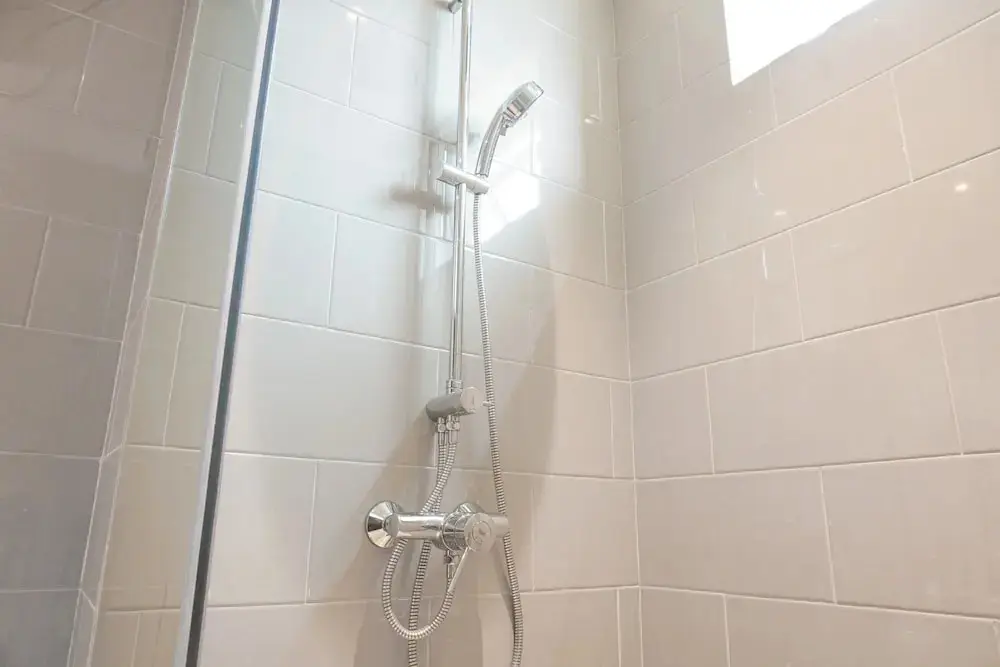 Джакарта: Elegant 2Br Citralake Suites Apartment