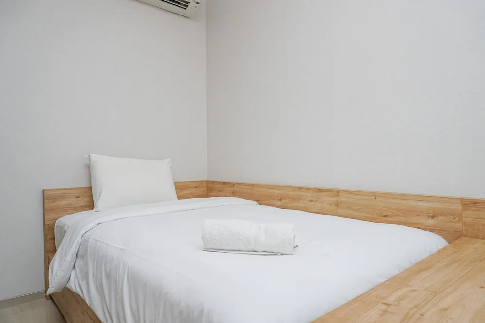 Джакарта: Elegant 2Br Citralake Suites Apartment