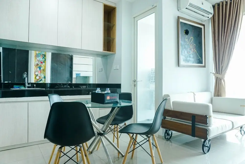 Джакарта: Minimalist And Comfy 1Br Citralake Suites Apartment