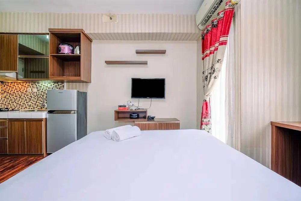 Джакарта: Cozy Living Studio At Pakubuwono Terrace Apartment