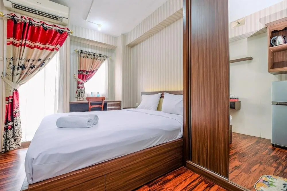 Джакарта: Cozy Living Studio At Pakubuwono Terrace Apartment