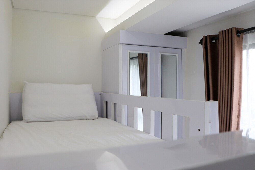Депок: Comfort 2Br Apartment At 30Th Floor Transpark Cibubur