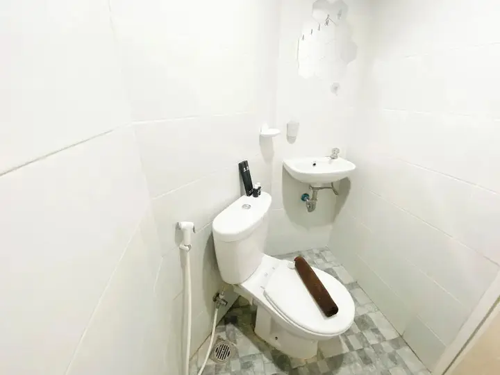Семаранг: Homey 1Br Without Living Room At Amartha View Apartment