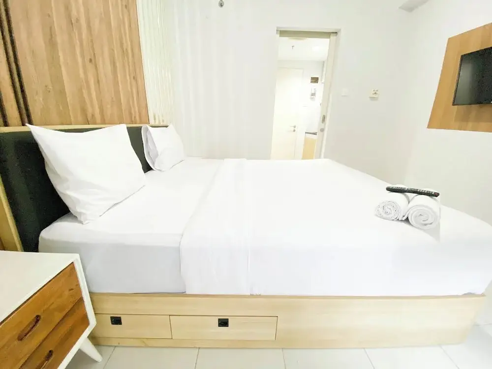 Homey 1Br Without Living Room At Amartha View Apartment — фото 1