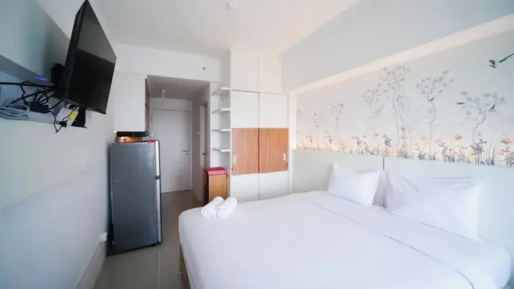 Сурабая: Nice And Comfy Studio At Orchard Supermall Mansion Apartment