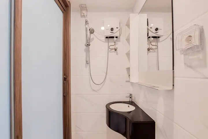 Тангеранг: Cozy And Comfort Studio Sky House Alam Sutera Apartment