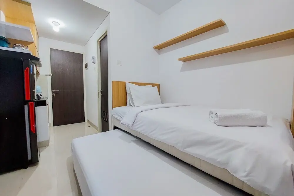 Legok: Cozy And Nice Studio Apartment At Serpong Garden