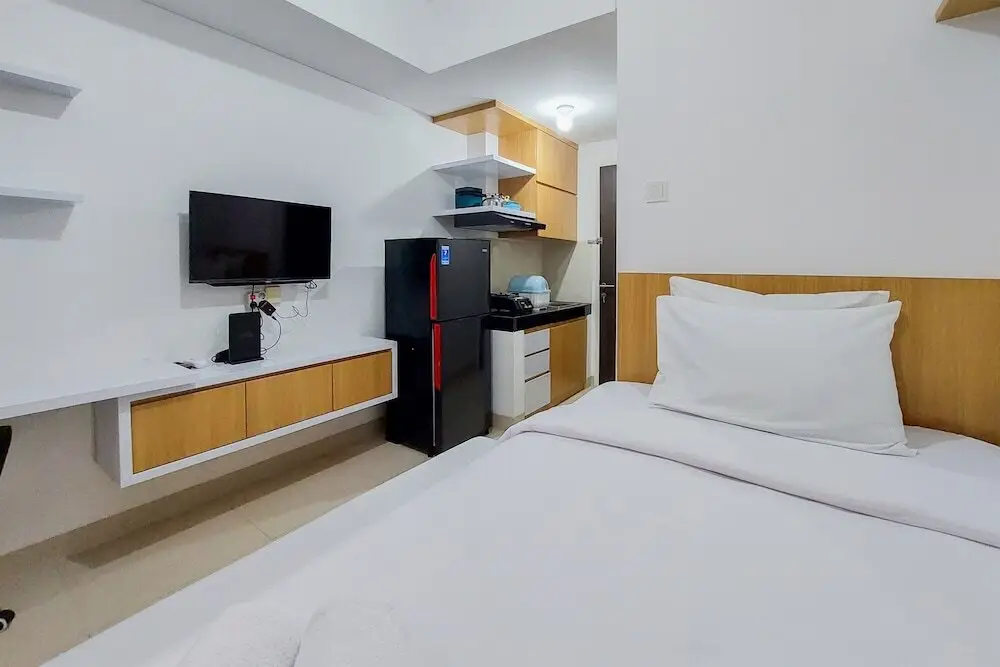 Legok: Cozy And Nice Studio Apartment At Serpong Garden