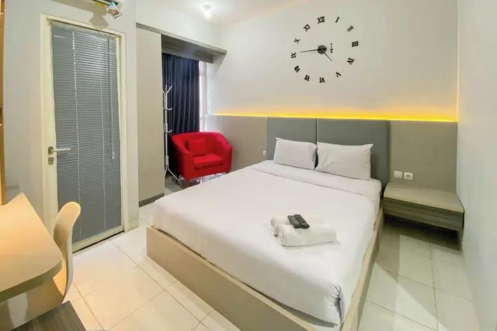 Семаранг: Comfortable 1Br Without Living Room At Amartha View Apartment