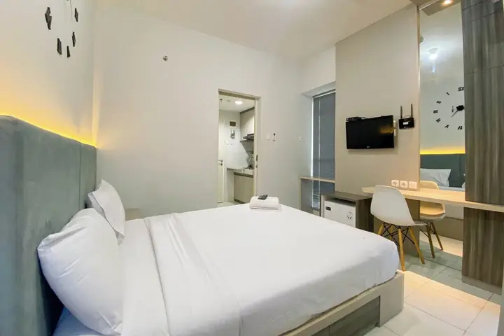 Семаранг: Comfortable 1Br Without Living Room At Amartha View Apartment