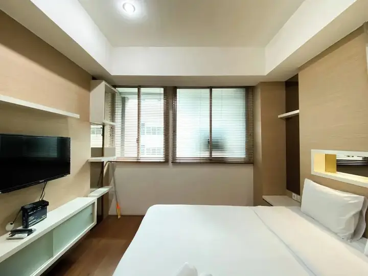 Джакарта: Modern Look And Comfort 2Br Kemang Village Apartment