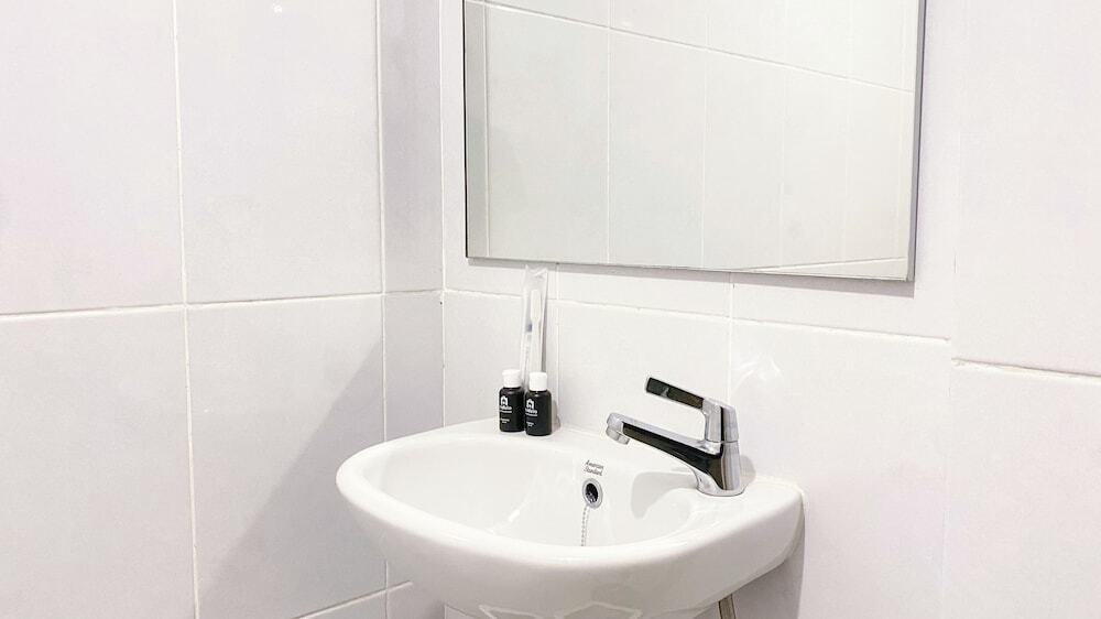 Южный Тангеранг: Simple And Tranquil 2Br At Tokyo Riverside Pik 2 Apartment