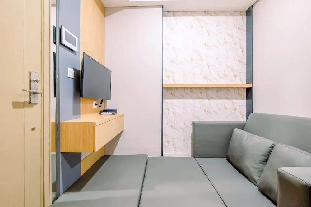 Джакарта: Comfort And Modern 1Br At Gold Coast Apartment
