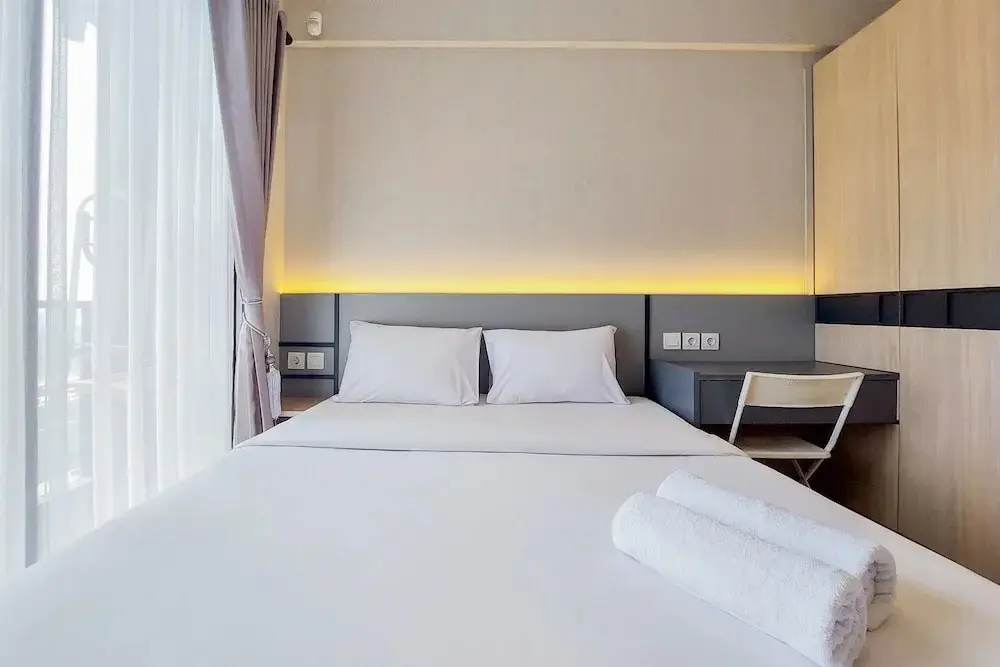 Legok: Gorgeous And Tidy Studio At Sky House Bsd Apartment