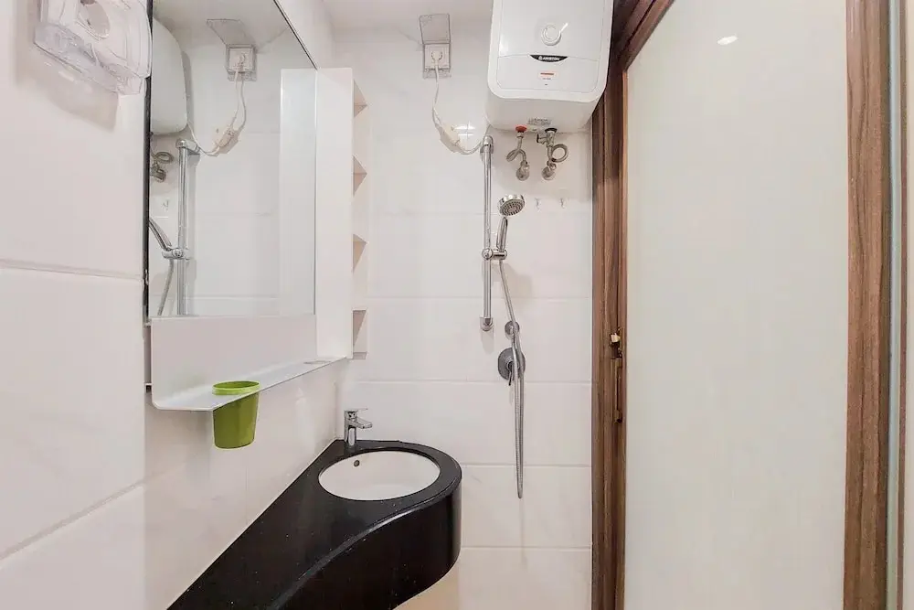 Legok: Gorgeous And Tidy Studio At Sky House Bsd Apartment