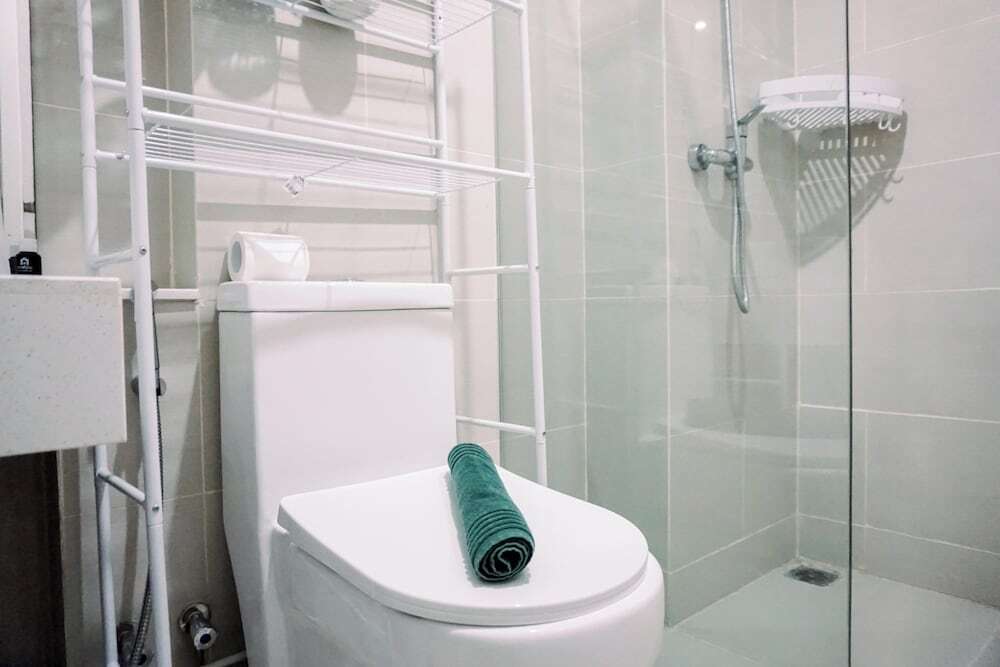 Джакарта: Homey And Cozy Studio Room Daan Mogot City Apartment