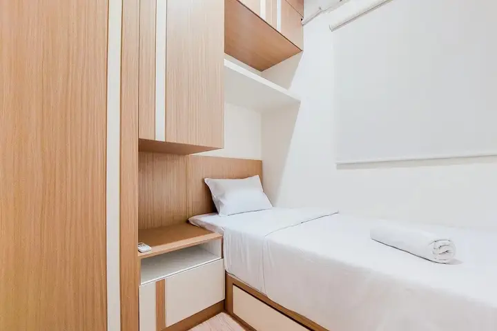 Legok: Spacious And Nice 3Br At Sky House Bsd Apartment