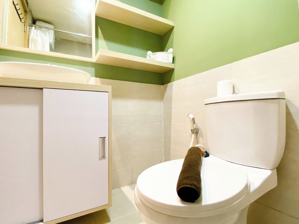 Сибату: Best Homey 2Br At Meikarta Apartment