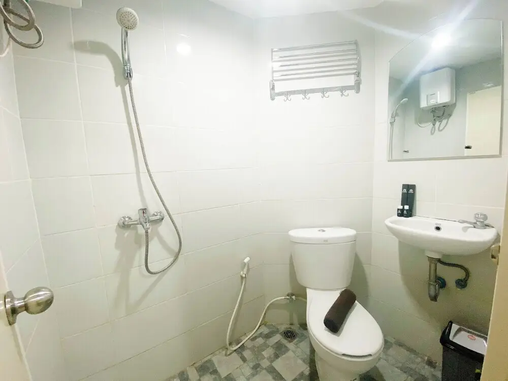 Семаранг: Elegant And Homey Studio At Amartha View Apartment