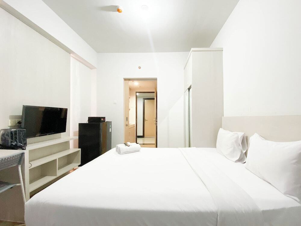 Семаранг: Minimalist And Cozy 1Br The Alton Apartment