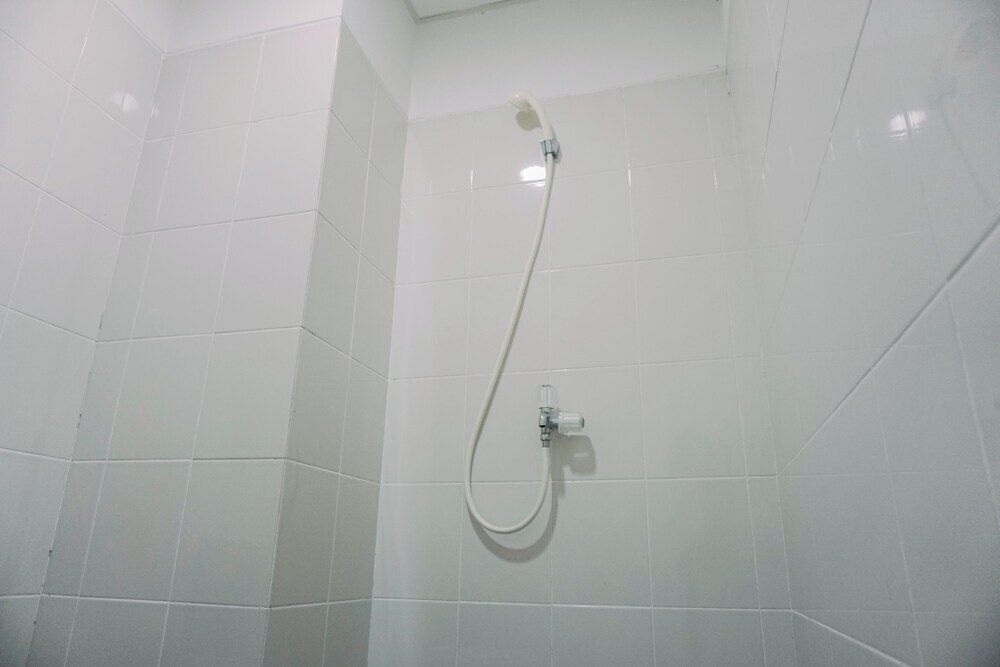 Южный Тангеранг: Comfort Stay 1Br At Akasa Pure Living Bsd Apartment