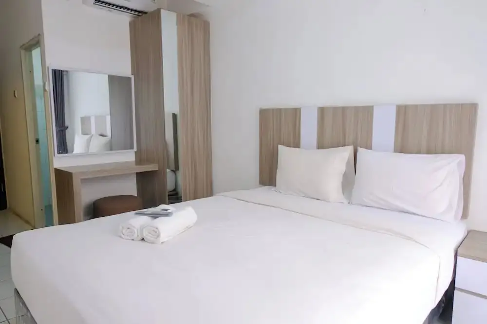 Бандунг: Best Deal Studio At Grand Asia Afrika Apartment