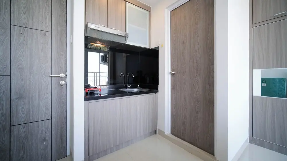 Сурабая: Tidy And Clean Studio At Taman Melati Surabaya Apartment
