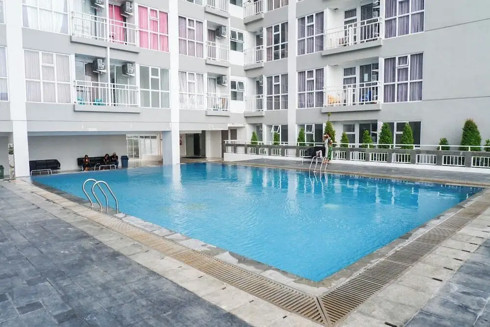 Сурабая: Tidy And Clean Studio At Taman Melati Surabaya Apartment