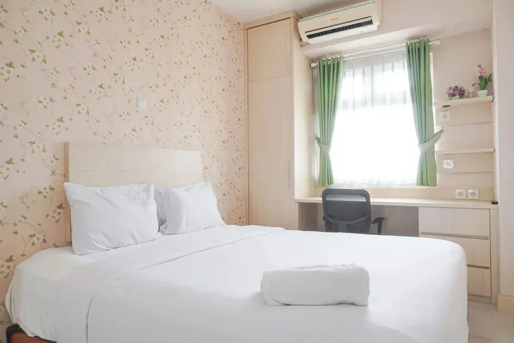 Джакарта: Good Deal 1Br Green Pramuka City Near Mall Apartment