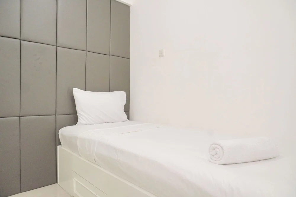 Джакарта: Restful 2Br Bassura City Apartment Near Shopping Mall