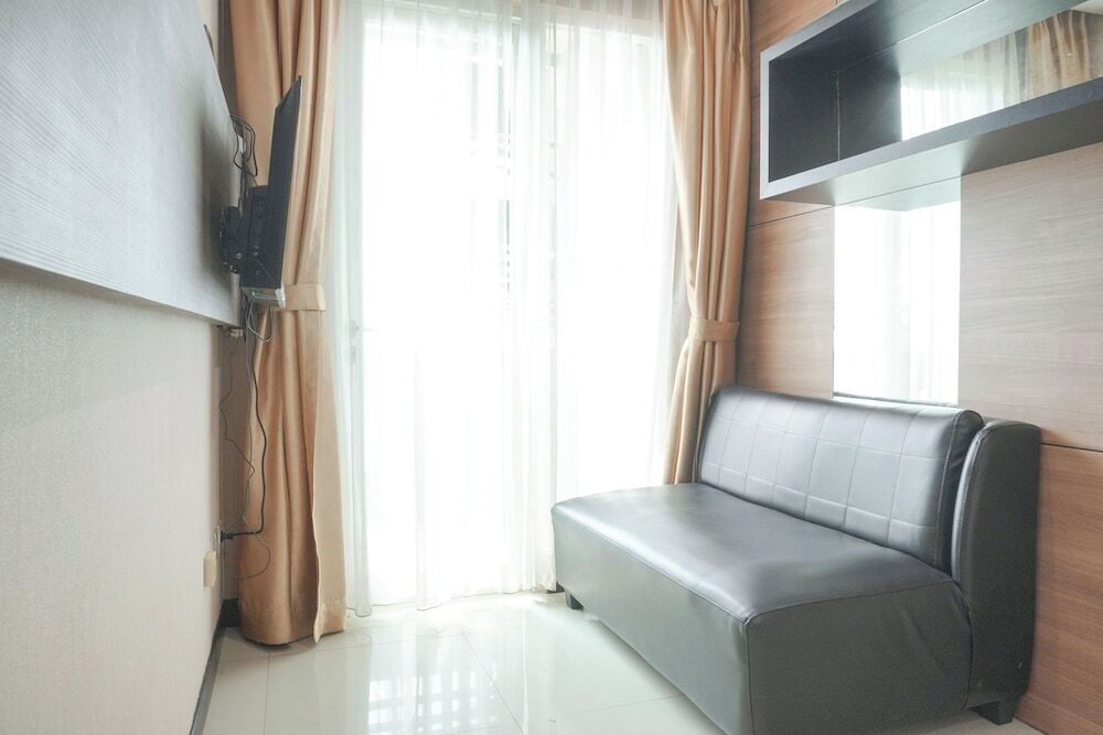 Джакарта: Comfortable 1Br At Sky Terrace Apartment