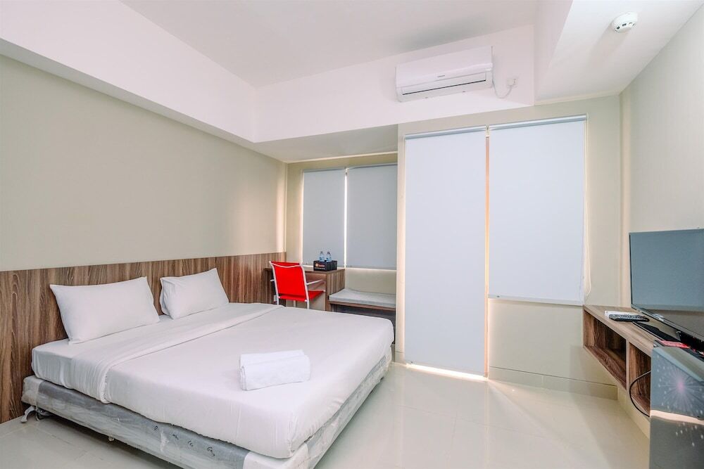 Бекаси: Strategic And Nice Studio At Gateway Park Lrt City Bekasi Apartment
