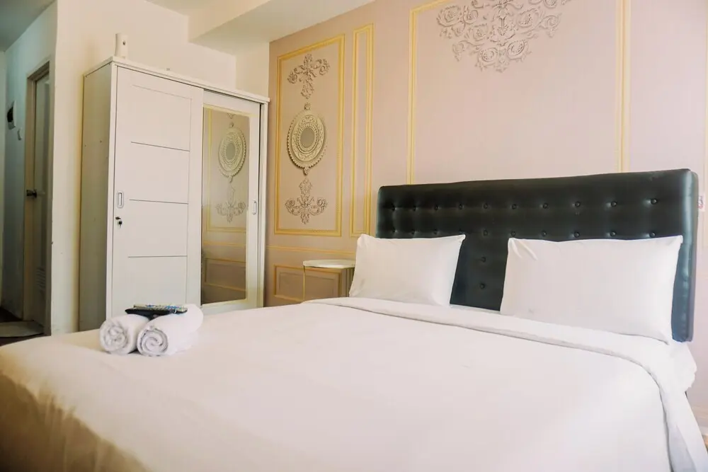 Южный Тангеранг: Cozy And Simply Look Studio Room Baileys Apartment