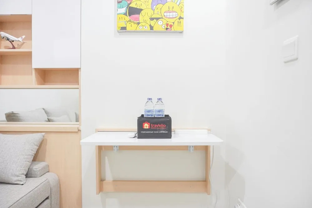 Джакарта: Scenic And Homey 1Br Gold Coast Apartment Near Pik