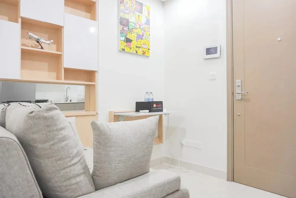 Джакарта: Scenic And Homey 1Br Gold Coast Apartment Near Pik