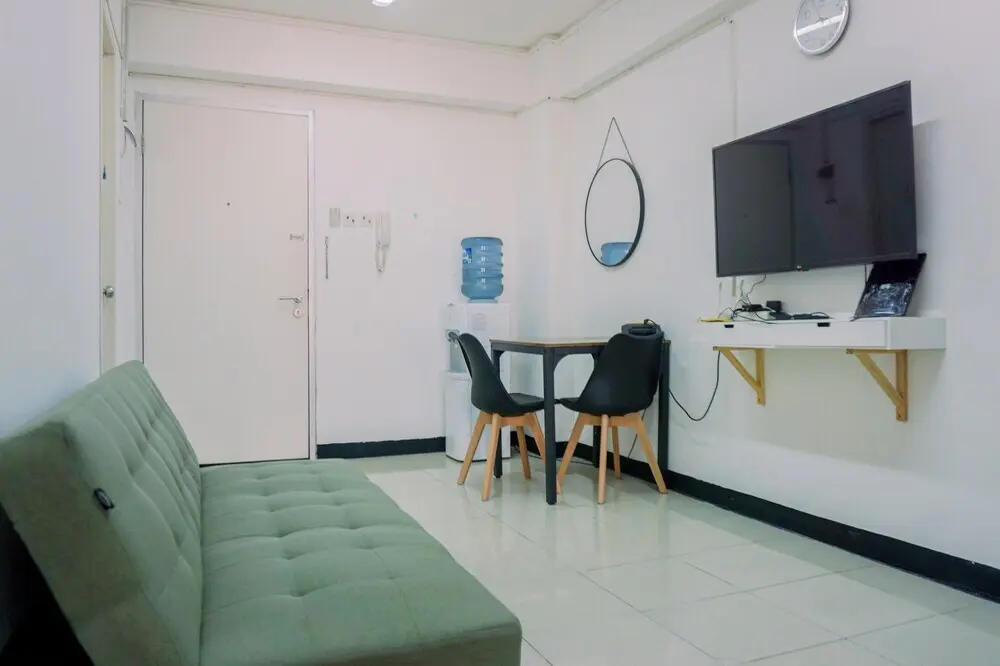 Джакарта: Cozy And Comfort Living 2Br Green Bay Pluit Apartment