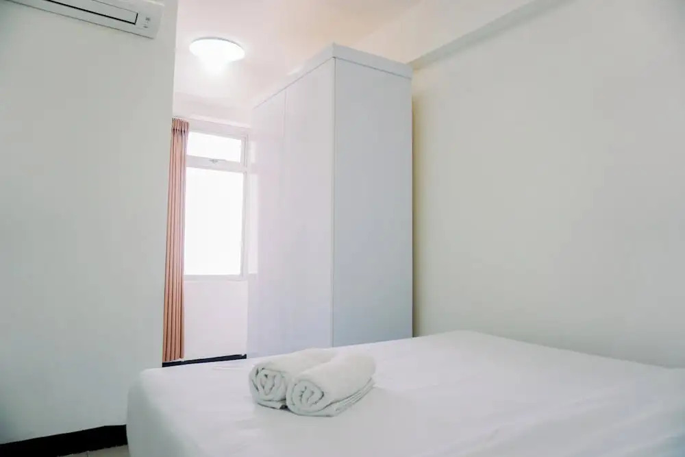 Джакарта: Cozy And Comfort Living 2Br Green Bay Pluit Apartment