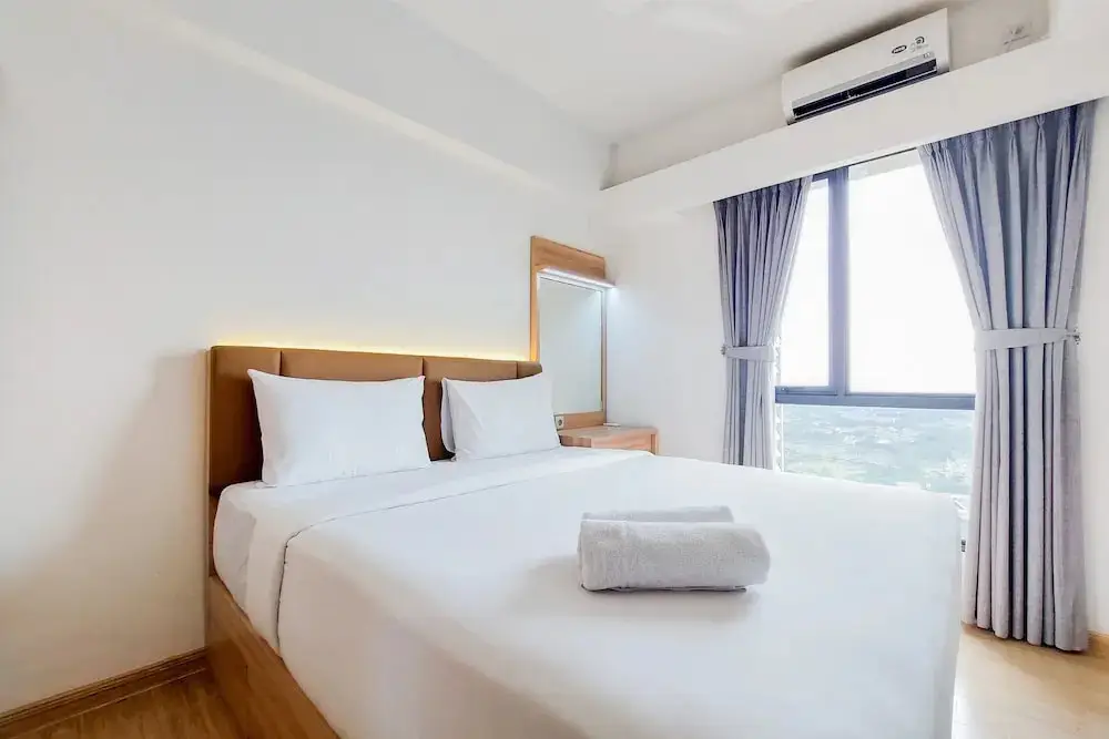 Legok: Warm And Comfort Stay 2Br At Sky House Bsd Apartment